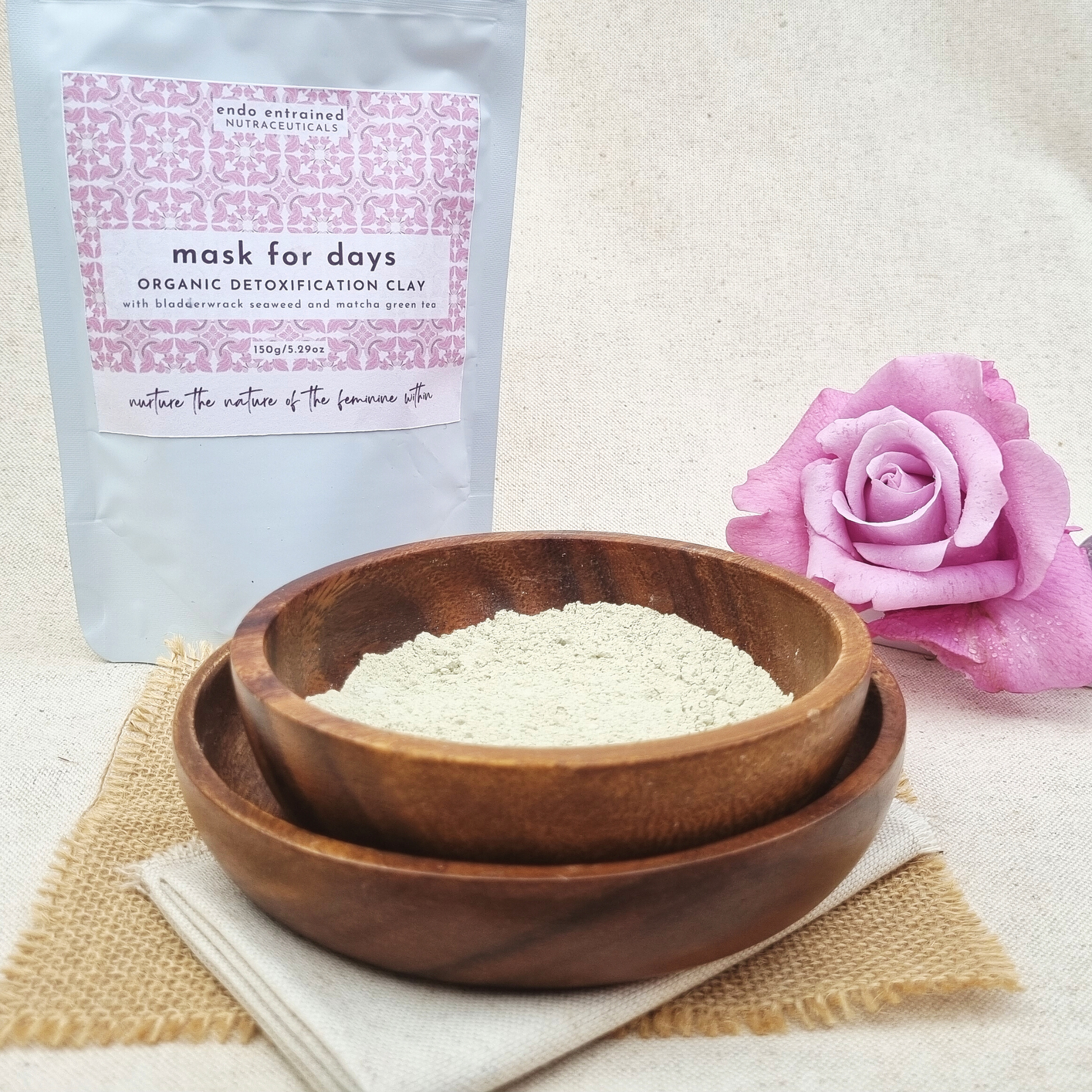 'Mask for days' Organic detoxification clay with bladderwrack seaweed and matcha green tea. Dried powder in acacia bowl 